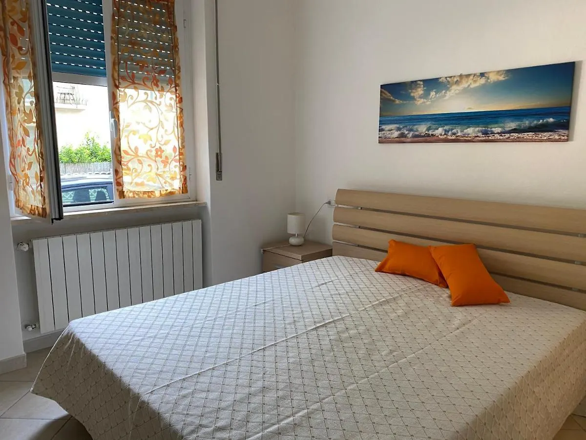 Apartment Appartamento Giglio San Vincenzo